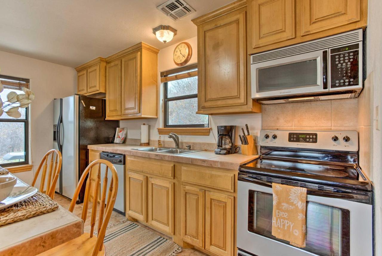 Medicine Park Cabin Rental With Mountain View Exterior foto